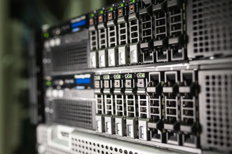 Where Does Your NFT Actually Live? The Storage Reality Every Collector Needs to Understand